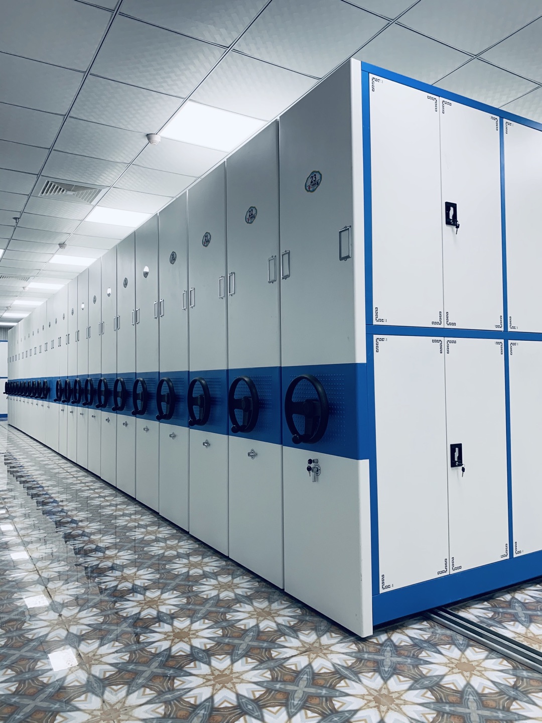 實(shí)現(xiàn)檔案文件前端控制的重要手段是什么